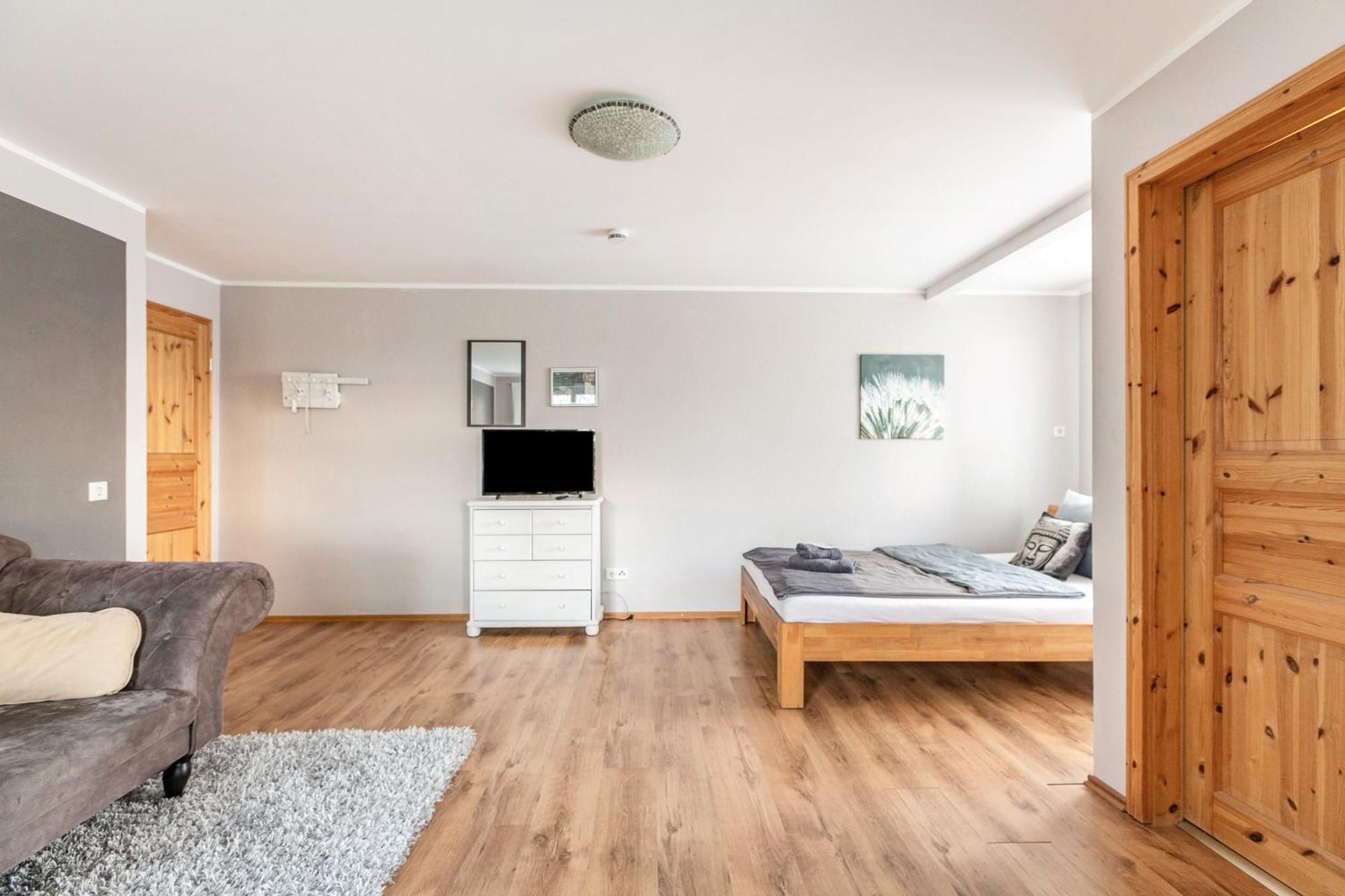 Blauquarz Und Rauchquarz Apartman Reußenköge Kültér fotó